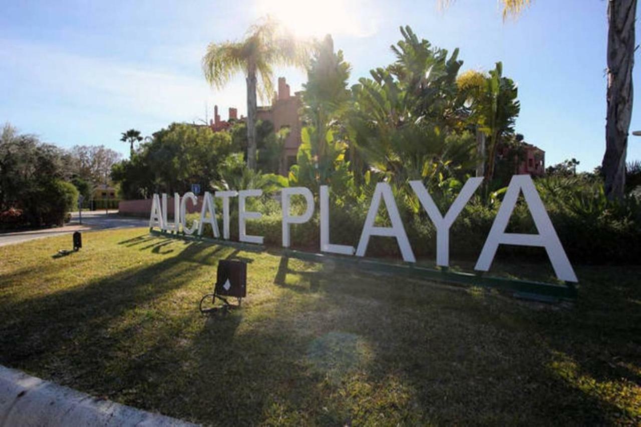 Alicate Playa Marbella